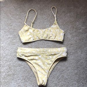 Billabong Bralette and Maui rider bikini set